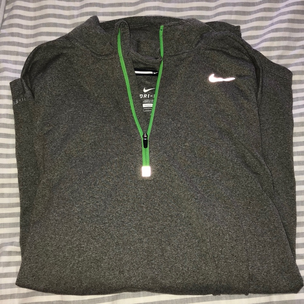 Nike - Dri Fit Pullover